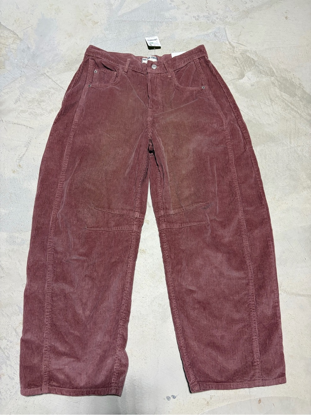 Free people we the free NWT Corduroy good luck mid rise barrel 28 MSRP$128